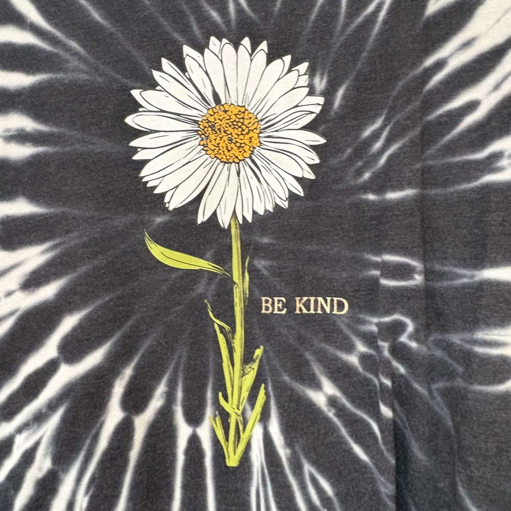 No Boundaries Black and White Tie-Dye Long Sleeve Graphic Tee - Picture 2 of 7